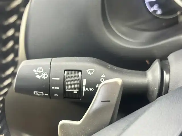レクサス ＮＸ 300 バージョンL 愛知県 2018(平30)年 3.1万km ソニッククォーツ 純正メモリーナビ/（CD/DVD/BT/フルセグ）/三眼ヘッドライト/パワーバックドア/全席シートヒーター/前席シートクーラー/前席パワーシート/ステアリングヒーター/バックカメラ/ETC2.0/クルーズコントロール/レクサスセーフティシステム/BSM/コーナーセンサー/パドルシフト/純正フロアマット/純正AW