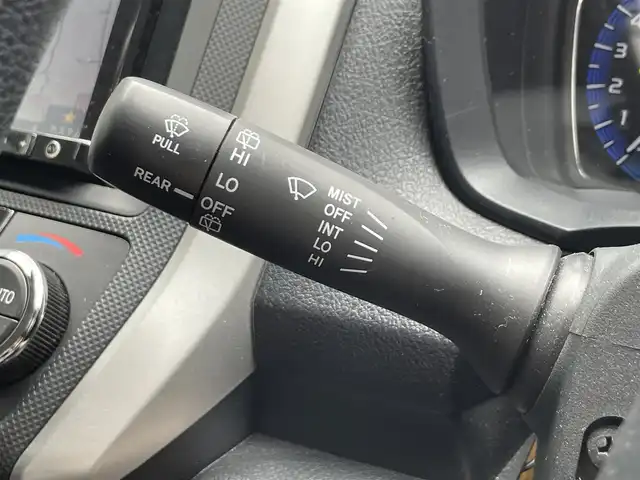 トヨタ カローラ フィールダー ハイブリッドEX 滋賀県 2019(令1)年 3.9万km スーパーホワイトⅡ 社外ナビ/バックカメラ/AM/FM/Bluetooth/フルセグTV/ドラレコ/ETC/トヨタセーフティセンス/-プリクラッシュセーフティ/-レーンディパーチャーアラート/-オートマチックハイビーム/プッシュスタート/スマートキー/コーナーセンサー