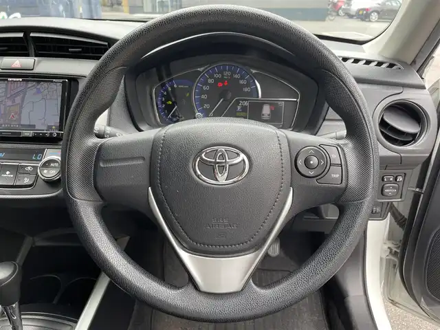 トヨタ カローラ フィールダー ハイブリッドEX 滋賀県 2019(令1)年 3.9万km スーパーホワイトⅡ 社外ナビ/バックカメラ/AM/FM/Bluetooth/フルセグTV/ドラレコ/ETC/トヨタセーフティセンス/-プリクラッシュセーフティ/-レーンディパーチャーアラート/-オートマチックハイビーム/プッシュスタート/スマートキー/コーナーセンサー