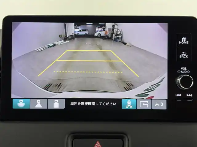 ホンダ ヴェゼル ハイブリッド e:HEV Z 埼玉県 2025(令7)年 0.1千km プラチナホワイトパール 登録済未使用車/純正ナビ/(Bluetooth/Apple Car Play/Android Auto/USB/AM/FM)/地デジフルセグ/バックカメラ/ETC2.0/Honda SENSING/・衝突軽減ブレーキ/・先行車発進お知らせ機能/・路外逸脱抑制機能/・標識認識機能/・渋滞追従機能付アダプティブクルーズコントロール/・ブラインドスポットインフォメーション/・誤発進抑制機能/・パーキングセンサーシステム/・オートハイビーム/ハンズフリーアクセスパワーテールゲート/運転席助手席シートヒーター/パドルシフト/置くだけ充電/ドライブモードセレクト/ダウンヒルアシストコントロール/電子パーキングシステム/ブレーキホールド/ウィンカーミラー/フロントフォグランプ/プッシュスタート/ステアリングリモコン/純正18インチアルミホイール