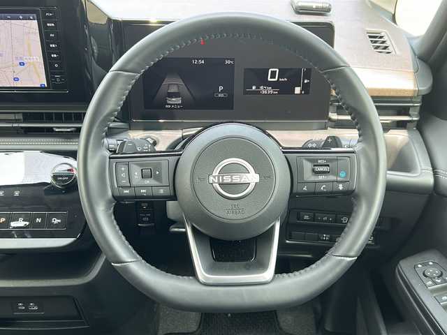 日産 セレナ ハイウェイスター V Vセレクション 茨城県 2024(令6)年 1.4万km プリズムホワイト プロパイロット/純正9インチメーカーナビ/AM/FM/BT/HDMI/アラウンドビューモニター/バックカメラ/前後コーナーセンサー/横滑り防止装置/衝突被害軽減システム/盗難防止装置/レーンキープアシスト/両側パワースライドドア/LEDオートライト/追従機能付きクルーズコントロール/パドルシフト/ステアリングリモコン/パドルシフト/アイドリングストップ/USBポート/スマートキー/プッシュスタート/ETC/禁煙車