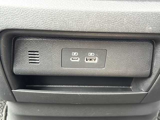 日産 セレナ ハイウェイスター V Vセレクション 茨城県 2024(令6)年 1.4万km プリズムホワイト プロパイロット/純正9インチメーカーナビ/AM/FM/BT/HDMI/アラウンドビューモニター/バックカメラ/前後コーナーセンサー/横滑り防止装置/衝突被害軽減システム/盗難防止装置/レーンキープアシスト/両側パワースライドドア/LEDオートライト/追従機能付きクルーズコントロール/パドルシフト/ステアリングリモコン/パドルシフト/アイドリングストップ/USBポート/スマートキー/プッシュスタート/ETC/禁煙車