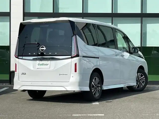 日産 セレナ e－パワー ハイウェイスター V 和歌山県 2025(令7)年 0.1千km プリズムホワイト 純正12.3インチナビ/全方位カメラ/フルセグTV/BT/HDMI/衝突被害軽減ブレーキ/レーンキープアシスト/レーダークルーズコントロール/前後コーナーセンサー/オートライト/ブラインドスポットモニター/レーンキープアシスト/ビルトインETC2.0/前後ドラレコ/両側パワスラ/ハンズフリーオートスライド/置くだけ充電器/デジタルインナーミラー/LEDヘッドライト/フォグランプ/ステアリングリモコン/オートホールド