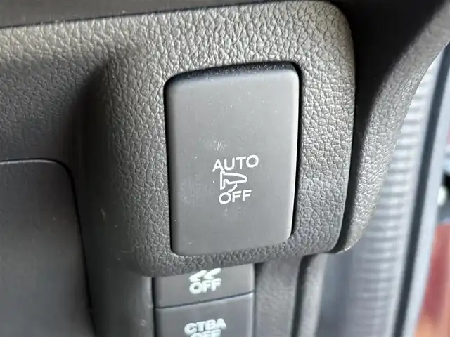 ホンダ Ｎ ＢＯＸ カスタム ターボ SSパッケージ 大分県 2016(平28)年 6.9万km プレミアムディープロッソパール ・パイオニア製8インチナビ/・フルセグ/・バックカメラ/・純正ビルトインETC/・ステアリングスイッチ/・両側パワースライドドア/・シティブレーキアクティブシステム(衝突軽減)/・パーキングセンサー/・オートリトラクタブルミラー/・HIDヘッドライト/・LEDフォグライト/・純正15インチAW/・ハーフレザーシート/・純正フロアマット/・スペアキーx1