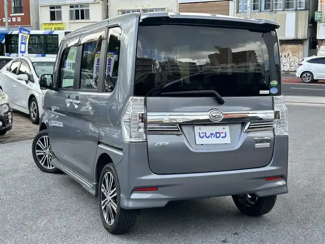 ダイハツ タント カスタム RS スマートセレ SA 沖縄県 2014(平26)年 4万km タングステングレーM (株)IDOMが運営する【じしゃロンコザ店】の自社ローン専用車両になりますこちらは現金またはオートローンご利用時の価格です。自社ローンご希望の方は別途その旨お申付け下さい/・本土仕入/・純正ナビ/・TV/・DVD再生/・バックカメラ/・ETC/・両側パワースライドドア/・スマートキー/・プッシュスタート/・純正フロアマット/・純正アルミホイール/・オートライト