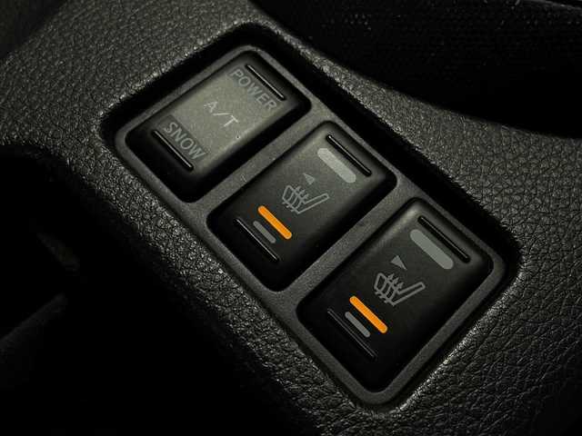 日産 フェアレディ Ｚ バージョンT 新潟県 2007(平19)年 13.4万km ブレードシルバー 純正ナビ/ＥＴＣ/ドライブレコーダー/リモコンキー/純正AW/HIDヘッドライト/黒革シート/パワーシート/シートヒーター/MTモード