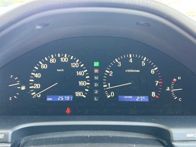 トヨタ オリジン 兵庫県 2000(平12)年 2.6万km ブルーマイカ 登録時走行距離25791km/1000台限定車/純正ナビ/バックカメラ/革シート/前席シートヒーター/前席パワーシート/本木製/革巻きステアリング/クルーズコントロール/オートライト/純正15インチAW/１６，１７，１９，２２，２４，２６，２８，３０，Ｒ２，Ｒ４，Ｒ６記録簿有