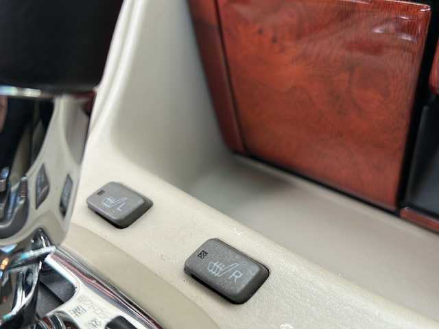 トヨタ オリジン 兵庫県 2000(平12)年 2.6万km ブルーマイカ 登録時走行距離25791km/1000台限定車/純正ナビ/バックカメラ/革シート/前席シートヒーター/前席パワーシート/本木製/革巻きステアリング/クルーズコントロール/オートライト/純正15インチAW/１６，１７，１９，２２，２４，２６，２８，３０，Ｒ２，Ｒ４，Ｒ６記録簿有