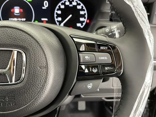 ホンダ ヴェゼル ハイブリッド e:HEV Z 長野県 2025(令7)年 0.1千km クリスタルブラックパール 登録済未使用車/純正メモリナビ/（フルセグTV＆Bluetooth＆USB＆AppleCarPlay＆AndroidAuto＆FM・AM）/バックカメラ/ホンダセンシング/・クルーズコントロール（追従あり）/・レーンキープアシスト/・衝突被害軽減システム/・踏み間違い衝突軽減ブレーキ/・BSM/・クリアランスソナー/ワイヤレス充電/ビルトインETC2.0/ダウンヒルアシストコントロール/ステアリングヒーター/ステアリングスイッチ/シートヒーター（前席）/LEDヘッドライト/オートマチックハイビーム/フォグランプ/スマートキー/スペアキー1本/保証書/取扱説明書