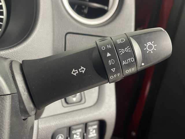 日産 デイズ ルークス ハイウェイスターX Gパッケージ 埼玉県 2018(平30)年 4.4万km スパークリングレッド/ブラック 純正ディスプレイオーディオ　/全方位カメラ　/ドライブレコーダー　/アイドリングストップ　/オートマチックハイビーム　/衝突軽減システム/両側電動スライドドア　/横滑り防止措置　/ウインカーミラー　/ドアバイザー/革巻きハンドル/プッシュスタート/スマートキー