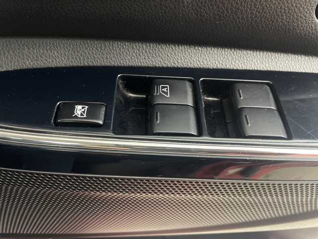 日産 デイズ ルークス ハイウェイスターX Gパッケージ 埼玉県 2018(平30)年 4.4万km スパークリングレッド/ブラック 純正ディスプレイオーディオ　/全方位カメラ　/ドライブレコーダー　/アイドリングストップ　/オートマチックハイビーム　/衝突軽減システム/両側電動スライドドア　/横滑り防止措置　/ウインカーミラー　/ドアバイザー/革巻きハンドル/プッシュスタート/スマートキー