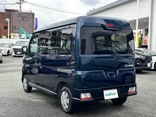 ダイハツ アトレー バン RS 熊本県 2024(令6)年 2.8万km レーザーブルークリスタルシャイン ワンオーナー/ターボ/社外ディスプレイオーディオ/【CD/AUX/AM/FM】/バックカメラ/両側パワースライドドア/クルーズコントロール/ステアリングスイッチ/アイドリングストップ/スマートアシスト/衝突軽減ブレーキ/横滑り防止/プッシュスタート/スマートキー/保証書/取扱説明書