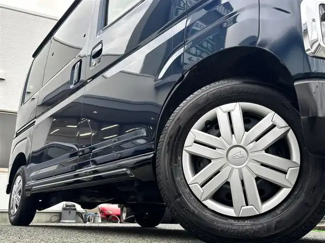 ダイハツ アトレー バン RS 熊本県 2024(令6)年 2.8万km レーザーブルークリスタルシャイン ワンオーナー/ターボ/社外ディスプレイオーディオ/【CD/AUX/AM/FM】/バックカメラ/両側パワースライドドア/クルーズコントロール/ステアリングスイッチ/アイドリングストップ/スマートアシスト/衝突軽減ブレーキ/横滑り防止/プッシュスタート/スマートキー/保証書/取扱説明書