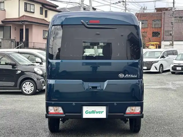 ダイハツ アトレー バン RS 熊本県 2024(令6)年 2.8万km レーザーブルークリスタルシャイン ワンオーナー/ターボ/社外ディスプレイオーディオ/【CD/AUX/AM/FM】/バックカメラ/両側パワースライドドア/クルーズコントロール/ステアリングスイッチ/アイドリングストップ/スマートアシスト/衝突軽減ブレーキ/横滑り防止/プッシュスタート/スマートキー/保証書/取扱説明書