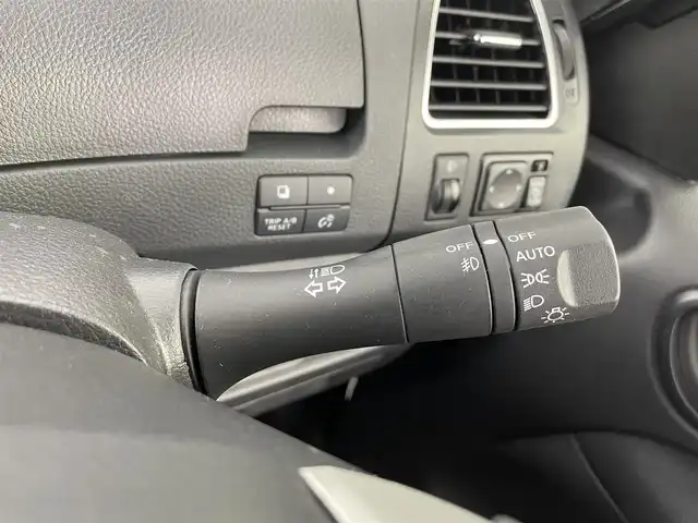 日産 セレナ ハイウェイS S HV Aセーフ 熊本県 2014(平26)年 6万km ダイヤモンドブラック 純正SDナビDTV/・CD/DVD/BT/SD/フルセグ/アラウンドビューカメラ/両側パワースライドドア/ETC/HIDライト/・フォグ/・オートライト/ウィンカードアミラー/クルーズコントロール/エマージェンシーブレーキ/マット/バイザー/インテリキー