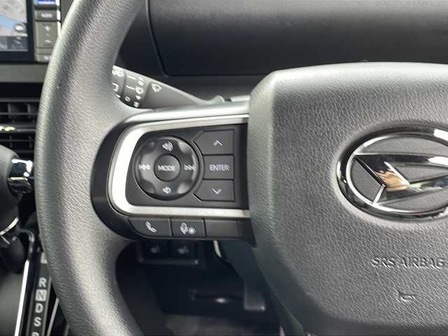 ダイハツ タント カスタム X 千葉県 2023(令5)年 1.7万km クロムグレーメタリック 純正ナビ/CD/DVD/HDMI/Bluetooth/フルセグＴＶ/バックモニター/前方ドライブレコーダー/両側パワースライドドア/前席シートヒーター/レーンキープコントロール/車線逸脱警報/衝突回避支援ブレーキ/先行車発信お知らせ/ふらつき警報/標識認識機能/オートハイビーム/ウィンカーミラー/前後コーナーセンサー/スマートキー/ハーフレザーシート/オートライト/純正アルミホイール/純正フロアマット