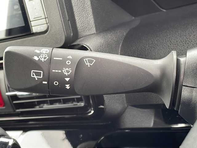 ダイハツ タント カスタム X 千葉県 2023(令5)年 1.7万km クロムグレーメタリック 純正ナビ/CD/DVD/HDMI/Bluetooth/フルセグＴＶ/バックモニター/前方ドライブレコーダー/両側パワースライドドア/前席シートヒーター/レーンキープコントロール/車線逸脱警報/衝突回避支援ブレーキ/先行車発信お知らせ/ふらつき警報/標識認識機能/オートハイビーム/ウィンカーミラー/前後コーナーセンサー/スマートキー/ハーフレザーシート/オートライト/純正アルミホイール/純正フロアマット