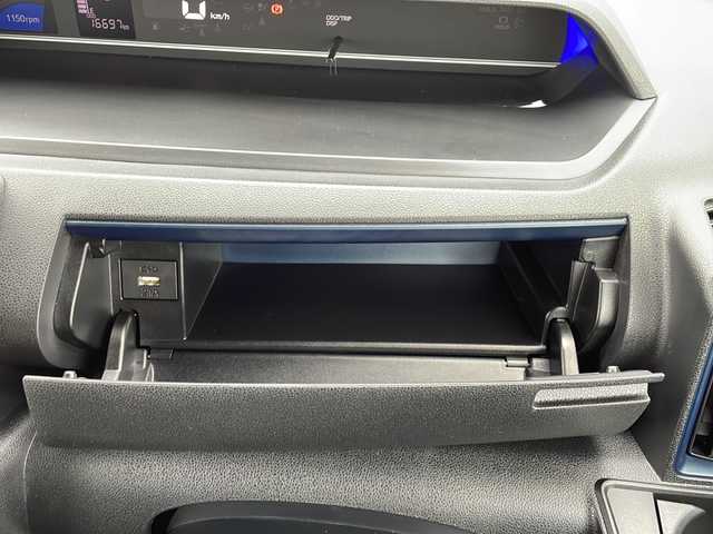 ダイハツ タント カスタム X 千葉県 2023(令5)年 1.7万km クロムグレーメタリック 純正ナビ/CD/DVD/HDMI/Bluetooth/フルセグＴＶ/バックモニター/前方ドライブレコーダー/両側パワースライドドア/前席シートヒーター/レーンキープコントロール/車線逸脱警報/衝突回避支援ブレーキ/先行車発信お知らせ/ふらつき警報/標識認識機能/オートハイビーム/ウィンカーミラー/前後コーナーセンサー/スマートキー/ハーフレザーシート/オートライト/純正アルミホイール/純正フロアマット