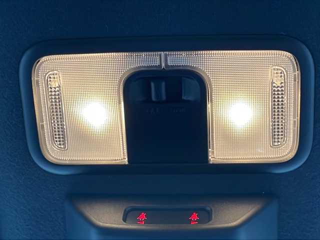 ダイハツ タント カスタム X 千葉県 2023(令5)年 1.7万km クロムグレーメタリック 純正ナビ/CD/DVD/HDMI/Bluetooth/フルセグＴＶ/バックモニター/前方ドライブレコーダー/両側パワースライドドア/前席シートヒーター/レーンキープコントロール/車線逸脱警報/衝突回避支援ブレーキ/先行車発信お知らせ/ふらつき警報/標識認識機能/オートハイビーム/ウィンカーミラー/前後コーナーセンサー/スマートキー/ハーフレザーシート/オートライト/純正アルミホイール/純正フロアマット