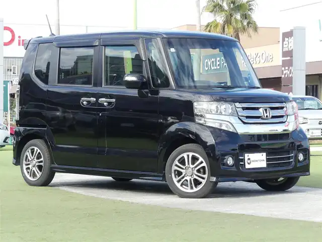 ホンダ Ｎ ＢＯＸ カスタム G Lパッケージ 千葉県 2015(平27)年 7.1万km スマートブラック 左パワースライドドア/社外SDナビ/地デジTV/【DVD/CD再生機能　Bluetooth接続】/バックカメラ/ドライブレコーダー/ETC/HIDヘッドライト/フォグライト/ウインカーミラー/純正14インチアルミホイル/サイド/カーテンエアバッグ/スマートキー