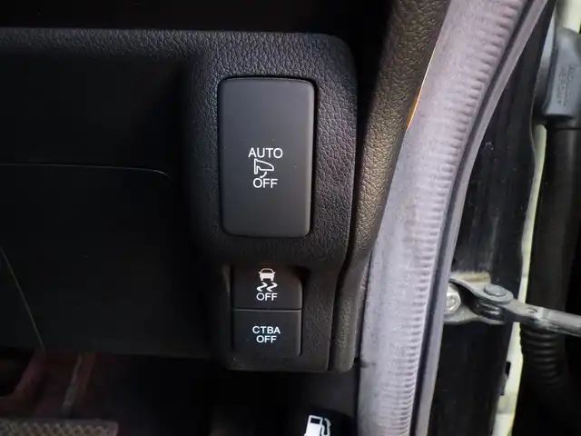 ホンダ Ｎ ＢＯＸ カスタム G Lパッケージ 千葉県 2015(平27)年 7.1万km スマートブラック 左パワースライドドア/社外SDナビ/地デジTV/【DVD/CD再生機能　Bluetooth接続】/バックカメラ/ドライブレコーダー/ETC/HIDヘッドライト/フォグライト/ウインカーミラー/純正14インチアルミホイル/サイド/カーテンエアバッグ/スマートキー