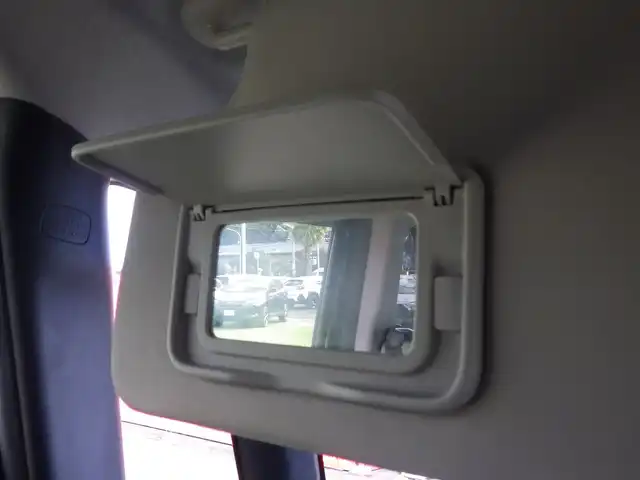 ホンダ Ｎ ＢＯＸ カスタム G Lパッケージ 千葉県 2015(平27)年 7.1万km スマートブラック 左パワースライドドア/社外SDナビ/地デジTV/【DVD/CD再生機能　Bluetooth接続】/バックカメラ/ドライブレコーダー/ETC/HIDヘッドライト/フォグライト/ウインカーミラー/純正14インチアルミホイル/サイド/カーテンエアバッグ/スマートキー