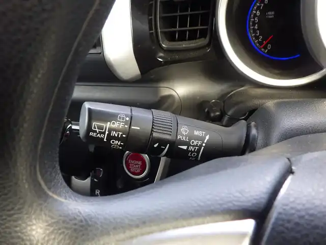 ホンダ Ｎ ＢＯＸ カスタム G Lパッケージ 千葉県 2015(平27)年 7.1万km スマートブラック 左パワースライドドア/社外SDナビ/地デジTV/【DVD/CD再生機能　Bluetooth接続】/バックカメラ/ドライブレコーダー/ETC/HIDヘッドライト/フォグライト/ウインカーミラー/純正14インチアルミホイル/サイド/カーテンエアバッグ/スマートキー