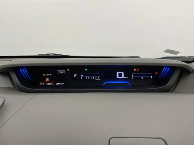 ホンダ フリード＋ G ホンダセンシング 大分県 2018(平30)年 5.7万km ブルーホライゾンM ホンダセンシング/・衝突軽減/・アダクティブクルーズコントロール/・路外逸脱抑制機能/・誤発進抑制/純正ナビ/（フルセグ/CD/DVD/Bluetooth）/ビルトインETC/バックカメラ/両側パワースライドドア/ステアリングスイッチ/オートエアコン/純正アルミホイール/LEDヘッドライト/オートライト/電動格納ミラー