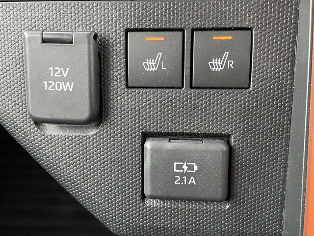 ダイハツ タフト G 佐賀県 2023(令5)年 2.3万km クロムグレーメタリック ガラスルーフ/CDオーディオ/ステアリングスイッチ/ブレーキホールド/電子パーキングブレーキ/コーナーセンサー/アイドリングストップ/革巻きステアリング/チルトステアリング/前席シートヒーター/純正LEDヘッドライト/純正15インチアルミ/プッシュスタート/スマートキー/スペアキー1本