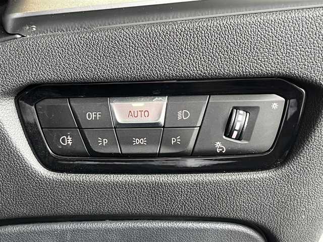 ＢＭＷ ＢＭＷ ３２０ｄ xDrive ツーリングEDジョイ+ 福島県 2021(令3)年 2.4万km アルピンホワイトⅢ 4WD/純正ナビ/・Bluetooth/フルセグTV/USB/・AppleCarPlay/AndroidAuto/パークディスタンスコントロール/アダプティブライト/防眩ハイビームアシスト/レーザーハイビーム/ジュスチャーコントロール/ヘッドアップディスプレイ/コンフォートアシスト/ステアリング＆レーンコントロールアシスト/シティーブレーキ機能付き歩行者警告システム/レーンディパーチャーウォーニング/レーンチェンジアシスト/運転支援プラス/後退アシスト/インテリパーソナルアシスト/アンビエントライト/パワーシートD/N席/シートヒーターD/N席/電動リアゲート/フットオープナー