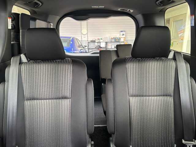 トヨタ ヴォクシー ZS 煌Ⅱ 大阪府 2020(令2)年 3万km ホワイトパールクリスタルシャイン ナビ　/地デジ　/バックカメラ　/両側パワースライドドア　/ＬＥＤヘッドライト　/オートハイビーム　/衝突軽減ブレーキ　/前後コーナーセンサー　/クルーズコントロール　/ビルトインＥＴＣ　/フロアーマット　/サイドバイザー