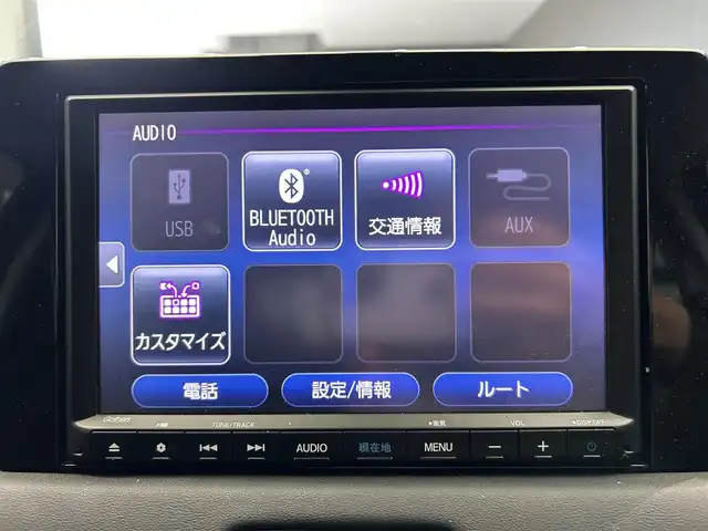 ホンダ ヴェゼル G 鹿児島県 2022(令4)年 4.1万km サンドカーキパール ワンオーナー/純正ナビ/(フルセグ/Bluetooth/DVD/CD)/前後ドライブレコーダー/ETC/バックカメラ/ホンダセンシング/　・衝突軽減ブレーキ（CMBS）/　・誤発進抑制機能/　・後方誤発進抑制機能/　・近距離衝突軽減ブレーキ/　・歩行者事故低減ステアリング/　・路外逸脱抑制機能/　・渋滞追従機能付アダプティブクルーズコントロール（ACC）/　・車線維持支援システム（LKAS）/　・トラフィックジャムアシスト（渋滞運転支援機能）/　・先行車発進お知らせ機能/　・標識認識機能/　・オートハイビーム/　・パーキングセンサーシステム/電動パーキングブレーキ/オートブレーキホールド/ヘッドライトレベライザー