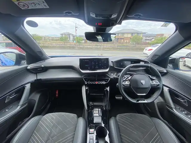 プジョー プジョー ２００８ GT 福岡県 2024(令6)年 2.2万km 青 ・ガラスルーフ/・アクティブクルーズコントロール/・USB/Bluetooth/AppleCarPlay/・バックカメラ/・ハーフレザーシート/シートヒーター/・ETC/・純正17AW/・プッシュスタート/・パーキングアシスト/・アイドリングストップ/・スマートキー/・パワーシート/・レーンキープアシスト/・オートライト/・LEDライト/・保証書/・取扱説明書