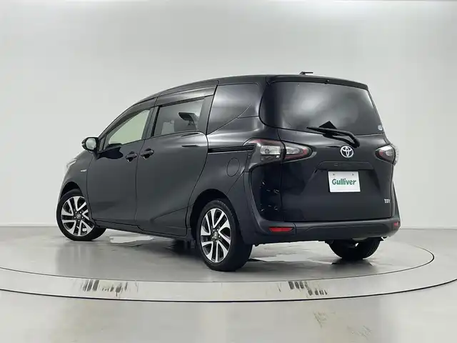 トヨタ シエンタ ハイブリッド G 埼玉県 2016(平28)年 7.5万km ブラックマイカ 純正ナビNSZT-W66T/(フルセグTV/CD/DVD/Bluetooth/SD/AM/FM)/バックカメラ/両側パワースライドドア /純正ドライブレコーダー前後DRT-H68A/ビルトインETC2.0/衝突被害軽減/レーンディパーチャーアラート/オートLEDヘッドライト/オートハイビーム/スマートキー/プッシュスタート/純正１６インチアルミホイール
