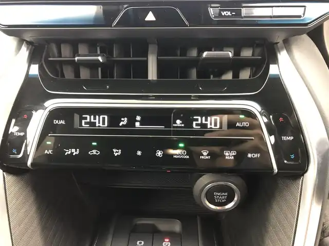 トヨタ ハリアー G 愛知県 2024(令6)年 4.2万km プレシャスブラックパール ワンオーナー/純正ナビ/バックカメラ/ブラインドスポットモニター/クルーズコントロール/MTモードAT/ドライブレコーダー/ETC2.0/電動リアゲード/純正LEDライト/フルセグTV/純正フロアマット/ハーフレザー/パワーシート/純正AW/レーンキープ/AFS/オートライト/オートマチックハイビーム/コーナーセンサー/スペアキー