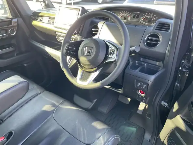 ホンダ Ｎ ＢＯＸ カスタム G L ホンダセンシング 愛知県 2019(令1)年 3.2万km プレミアムベルベットパープル・パール 禁煙車/純正7型ナビ【CD/DVD/Bluetooth/フルセグ】/バックカメラ/両側パワースライドドア/衝突軽減ブレーキ/レーダークルーズ/レーンキープアシスト/オートマチックハイビーム/革調シートカバー/D/N席シートヒーター/ビルトインETC/ドライブレコーダー/スマートキー/プッシュスタート/LEDヘッドライト