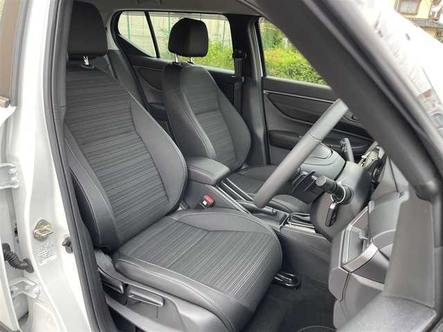 ホンダ ＷＲ－Ｖ Z+ 東京都 2024(令6)年 0.1万km プラチナホワイトパール 純正ナビ/バックモニター/衝突軽減ブレーキ/路外逸脱抑制機能/パーキングセンサー/アダプティブクルーズコントロール/ステアリングスイッチ/横滑り抑制機能/スマートキー/オートエアコン/ETC