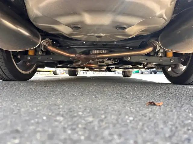 スバル レヴォーグ 1．6GT－S アイサイト 宮城県 2017(平29)年 5.6万km ダークグレーメタリック アドバンスドセイフティパッケージ/・リヤビークルディテクション（後側方警戒支援機能）/・サイドビューモニター/・ハイビームアシスト/・アイサイトアシストモニター/＝＝＝/STiフロントスポイラー/アイサイトVer.3/・プリクラッシュブレーキ/・ステレオカメラ/・アクティブレーンキープ/・車線逸脱ふらつき警報/・誤発進抑制制御機能/・誤後進抑制制御機能/・全車速追従機能付クルーズコントロール/純正ナビ（AVIC-RZ900）/・CD/DVD/・Bluetooth/・フルセグTV/バックカメラ/ETC/ドライブレコーダー/前席パワーシート/革巻きステアリング/ヒルホールド機能付電動パーキングブレーキ/LEDヘッドランプ/ヘッドランプウォッシャー/フォグランプ/オートライト/スマートキー＆プッシュスタート/電動格納ミラー/純正18インチAW/純正フロアマット/トノカバー/ドアバイザー/W/サイド/カーテン/ニーエアバッグ