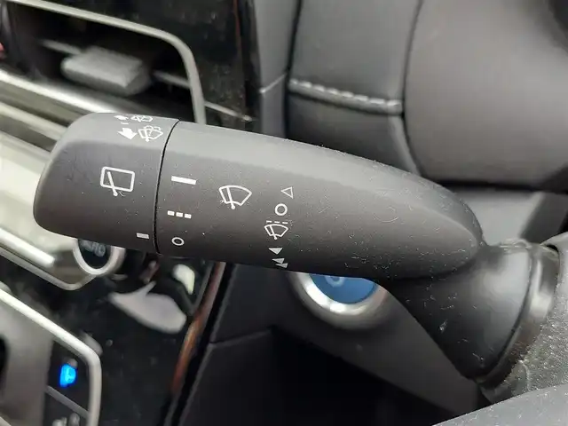 トヨタ アクア G 東京都 2021(令3)年 3.5万km ダークブルーマイカM 純正ディスプレイオーディオ/ナビキット/フルセグ/バックカメラ/ビルトインETC/ドライブレコーダー/AV100V/トヨタセーフティセンス/プリクラッシュセーフティ/レーントレーシングアシスト/レーダークルーズコントロール/オートマチックハイビーム/スマートキー