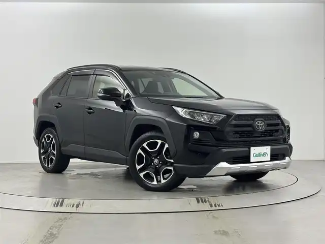 トヨタ ＲＡＶ４ アドベンチャー 埼玉県 2020(令2)年 4.6万km アティチュードブラックマイカ 純正ナビ（Bluetooth/CD/DVD/AM/FM）/フルセグTV/バックカメラ/レーダークルーズコントロール/ブラインドスポットモニター/横滑り防止装置/盗難防止装置/レーンキープアシスト/プリクラッシュセーフティ/LEDヘッドライト/ドライブレコーダー/ETC/純正フロアマット/スマートキー