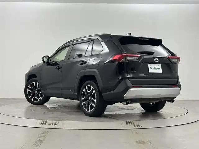 トヨタ ＲＡＶ４ アドベンチャー 埼玉県 2020(令2)年 4.6万km アティチュードブラックマイカ 純正ナビ（Bluetooth/CD/DVD/AM/FM）/フルセグTV/バックカメラ/レーダークルーズコントロール/ブラインドスポットモニター/横滑り防止装置/盗難防止装置/レーンキープアシスト/プリクラッシュセーフティ/LEDヘッドライト/ドライブレコーダー/ETC/純正フロアマット/スマートキー