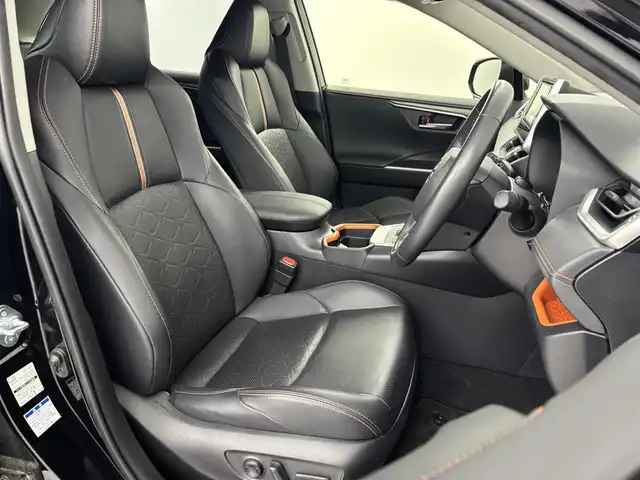 トヨタ ＲＡＶ４ アドベンチャー 埼玉県 2020(令2)年 4.6万km アティチュードブラックマイカ 純正ナビ（Bluetooth/CD/DVD/AM/FM）/フルセグTV/バックカメラ/レーダークルーズコントロール/ブラインドスポットモニター/横滑り防止装置/盗難防止装置/レーンキープアシスト/プリクラッシュセーフティ/LEDヘッドライト/ドライブレコーダー/ETC/純正フロアマット/スマートキー