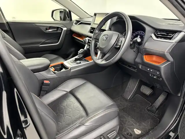 トヨタ ＲＡＶ４ アドベンチャー 埼玉県 2020(令2)年 4.6万km アティチュードブラックマイカ 純正ナビ（Bluetooth/CD/DVD/AM/FM）/フルセグTV/バックカメラ/レーダークルーズコントロール/ブラインドスポットモニター/横滑り防止装置/盗難防止装置/レーンキープアシスト/プリクラッシュセーフティ/LEDヘッドライト/ドライブレコーダー/ETC/純正フロアマット/スマートキー