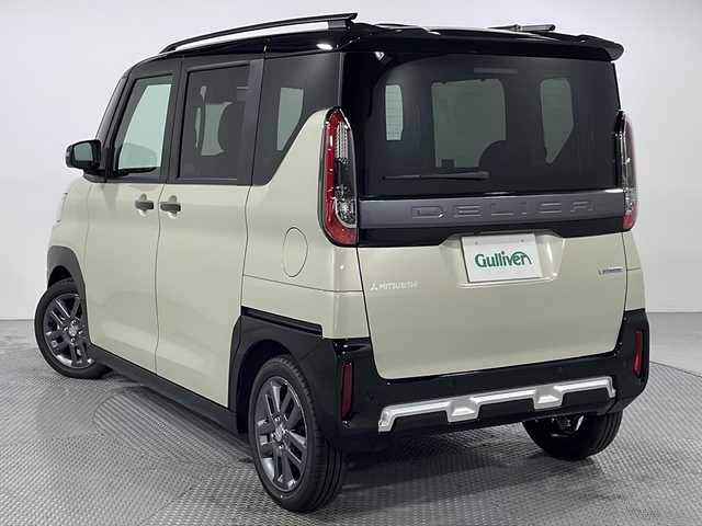 三菱 デリカミニ T プレミアム リミテッド ED 広島県 2025(令7)年 0.1万km未満 ベージュ 届出済未使用車　5Km/純正9型ディスプレイオーディオ/マルチアラウンドモニター/シートヒーター/両側パワースライドドア/ステアリングヒーター/レーダークルーズコントロール/オートマチックハイビーム/パドルシフト/衝突被害軽減システム/レーンキープアシスト/踏間違い防止アシスト/LEDヘッドライト/コーナーセンサー/エアバッグ(運転席/助手席/サイド/カーテン)/純正15インチアルミホイール(165/55/R15)