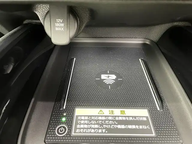 ホンダ ヴェゼル ハイブリッド e:HEV Z 千葉県 2025(令7)年 0.1千km パール 登録済未使用車/ホンダセンシング/・路外逸脱抑制機能/・標識認識機能/・車線維持支援システム/・ブラインドスポットインフォメーション/・誤発進抑制機能/・急アクセル抑制機能/・パーキングセンサーシステム/・オートハイビーム/Honda CONNECT９インチディスプレー/・USB/・フルセグTV/・Bluetooth/・Apple CarPlay/・Android Auto/バックカメラ/ハンズフリーアクセスパワーテールゲート/アダプティブクルーズコントロール/LEDオートライト/LEDシーケンシャルターンシグナルランプ/ハーフレザーシート/運転席助手席シートヒータ/純正18インチアルミホイール/革巻きステアリング/ステアリングヒーター/ETC2.0車載器/ワイヤレス充電器