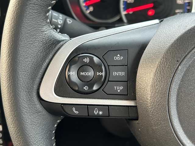 トヨタ ルーミー カスタムG 静岡県 2021(令3)年 3.5万km パールホワイトⅢ 純正ナビ/　（フルセグTV、Bluetooth、DVD、CD）/スマートアシスト/レーダークルーズコントロール/横滑り防止装置/前後コーナーセンサー/レーンキープアシスト/前席シートヒーター/バックカメラ/ビルトインETC/前後社外ドライブレコーダー/両側パワースライドドア/スマートキー/プッシュスタート/衝突被害軽減システム/純正14インチアルミホイール/LEDヘッドライト/保証書