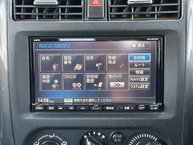 スズキ ジムニー クロスアドベンチャー XC 道東・釧路十勝 2010(平22)年 15.9万km パールホワイト 4WD/ターボエンジン/レザーシート/革巻きステアリング/社外SDナビ/フルセグTV/16インチAW/背面タイヤ/夏タイヤ積込み/シートヒーター(D席)/パワーウィンドウ/パワーステアリング/純正タイヤキャップ/純正フロアマット/社外ドアバイザー/取扱説明書/保証書