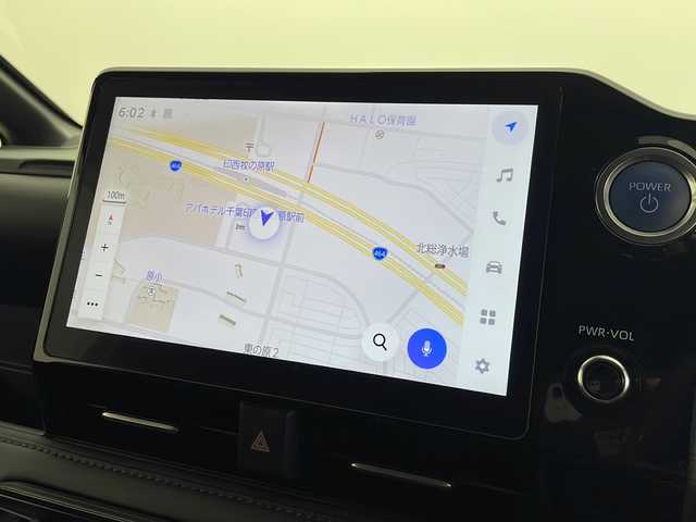 トヨタ ヴォクシー ハイブリッド S－Z 千葉県 2022(令4)年 4万km ホワイトパールクリスタルシャイン セーフティセンス（衝突回避支援パッケージ）/・プリクラッシュセーフティ/・レーダープリクラッシュアラート/・オートマチックハイビーム/・ドライバー異常時対応システム/・プロアクティブドライビングアシスト/・発進遅れ告知機能/・レーントレーシングアシスト/・レーダークルーズコントロール/・ロードサインアシスト/ディスプレイオーディオプラス/・10.5インチディスプレイオーディオ/・メモリーナビ/地デジTV/・DVD/CD/USB/HDMI/・Apple CarPlay／Android Auto/・ETC2.0/・バックカメラ/両側パワースライドドア/AC100V電源/LEDヘッドライト/前後コーナーセンサー/ハーフレザーシート/スマートキー