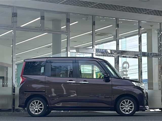 トヨタ ルーミー カスタムG－T 福島県 2016(平28)年 5.2万km プラムブラウンパールクリスタルシャイン 登録時走行距離：51642km/純正SDナビ/（フルセグ/BT接続/HDMI/USB/CD/DVD/AM/FM）/ETC/クルーズコントロール/両側パワースライドドア/衝突被害軽減ブレーキ/PUSHスタート/横滑り防止装置/アイドリングストップ/オートライト/HIDヘッドライト/シートヒーター/社外AW/純正フロアマット/コーナーセンサー/ステアリングスイッチ/保証書/取扱説明書/スペアキー