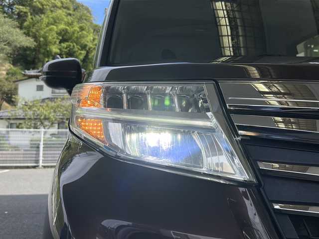 トヨタ ルーミー カスタムG－T 福島県 2016(平28)年 5.2万km プラムブラウンパールクリスタルシャイン 登録時走行距離：51642km/純正SDナビ/（フルセグ/BT接続/HDMI/USB/CD/DVD/AM/FM）/ETC/クルーズコントロール/両側パワースライドドア/衝突被害軽減ブレーキ/PUSHスタート/横滑り防止装置/アイドリングストップ/オートライト/HIDヘッドライト/シートヒーター/社外AW/純正フロアマット/コーナーセンサー/ステアリングスイッチ/保証書/取扱説明書/スペアキー